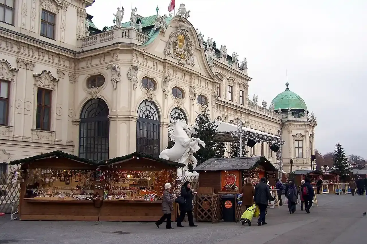 Belvedere Palace Christmas Market