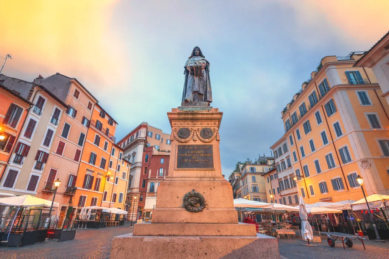 The Giordano Bruno statue in Campo de' Fiori, Rome