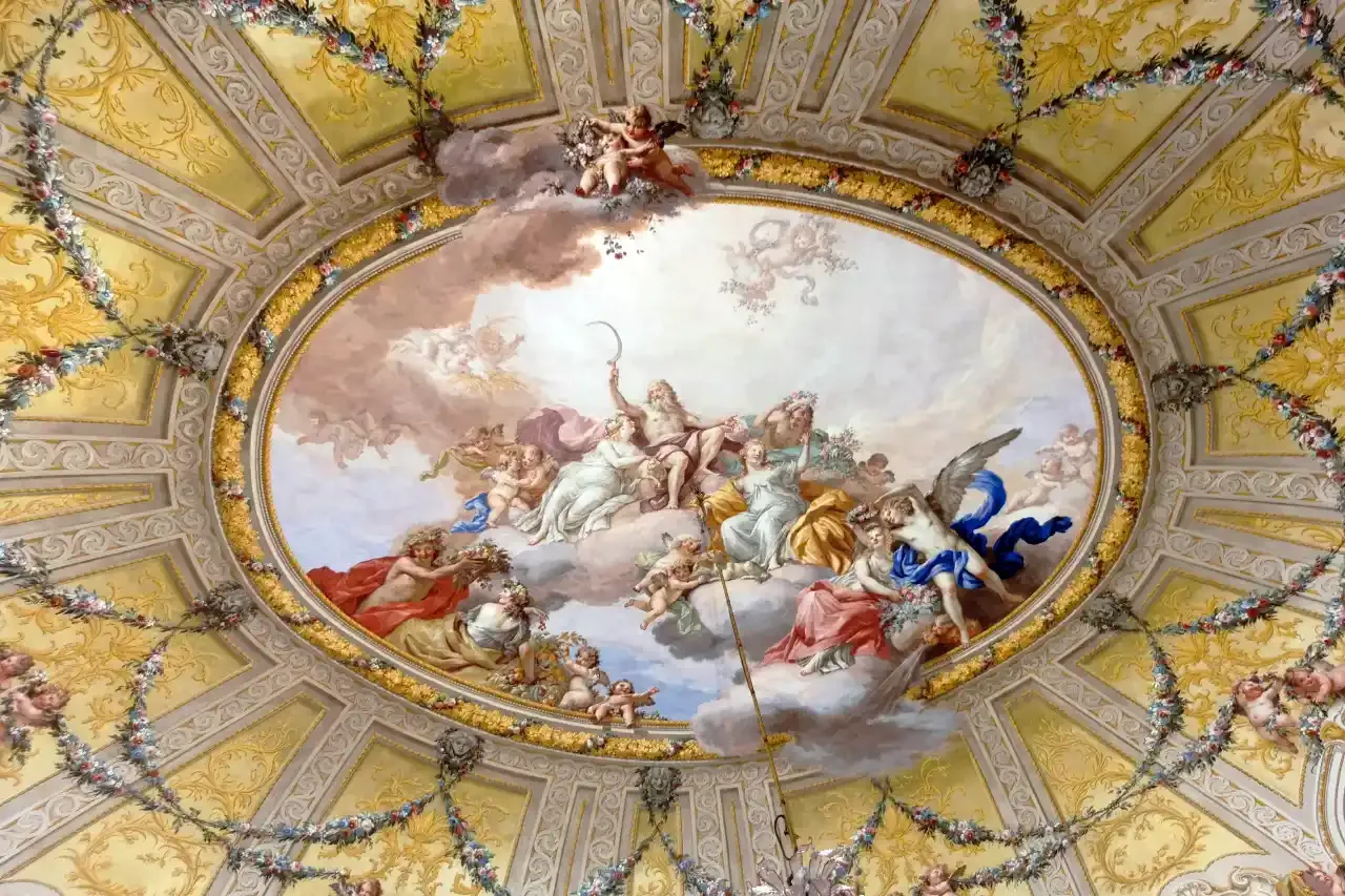 Ceiling fresco of the Hall of Summer