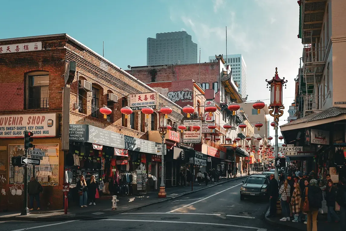 Grant Avenue lined with shops and lanterns in San Francisco's Chinatown