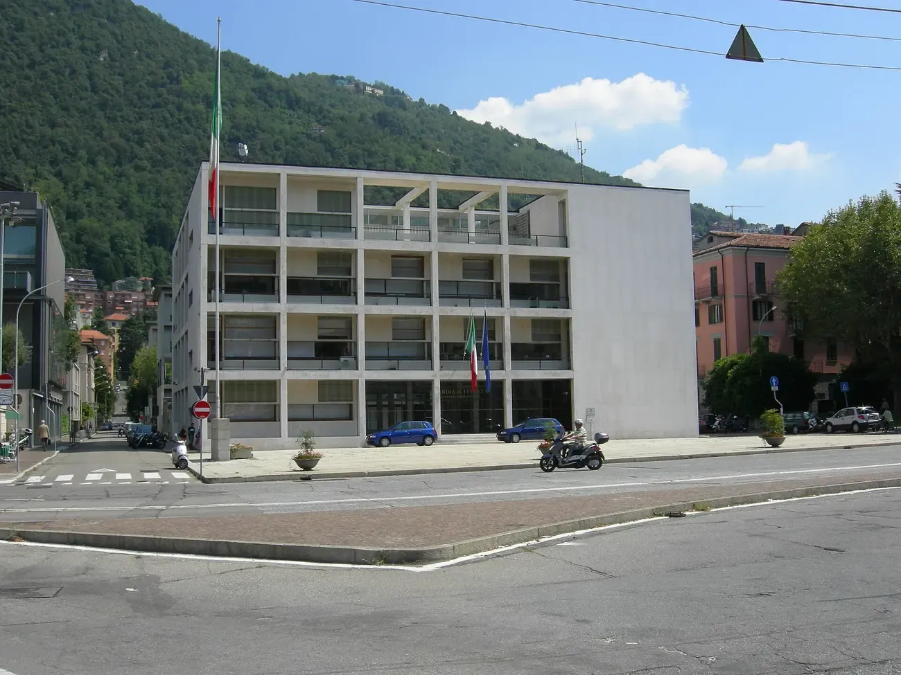 The white rationalist block of Giuseppe Terragni's Casa del Fascio in Como