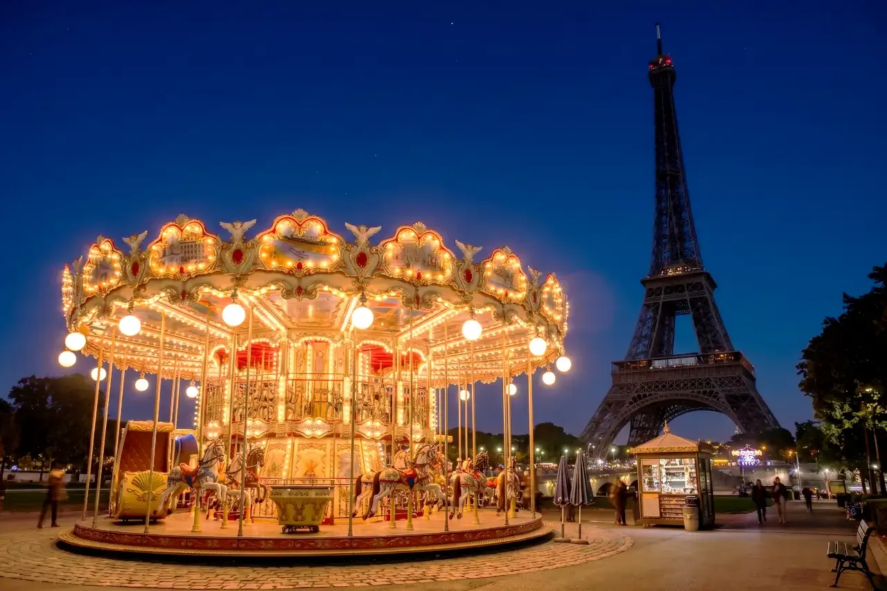 The Eiffel Tower lights at Christmas