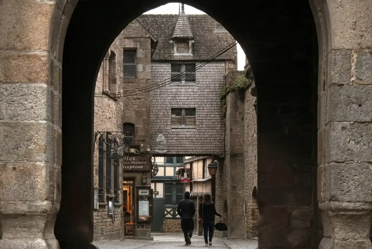 Entrance to the village at Mont Saint-Michel