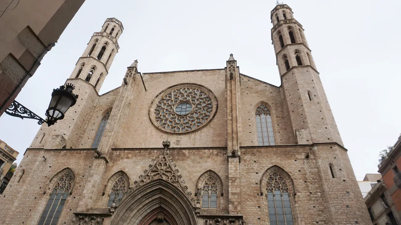 The facade and rose window of the Santa Maria del Mar basilica in Barcelona