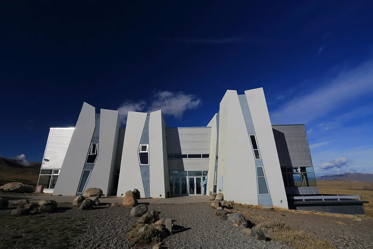 The angular white building of the Glaciarium glacier museum near El Calafate