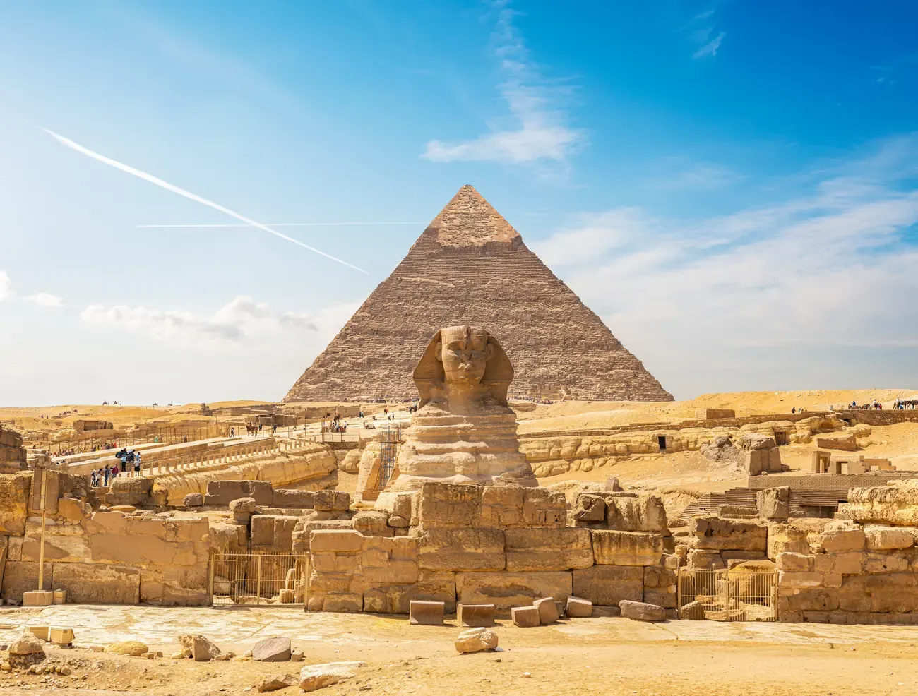 The Great Sphinx and the Pyramid of Khafre at Giza, Cairo