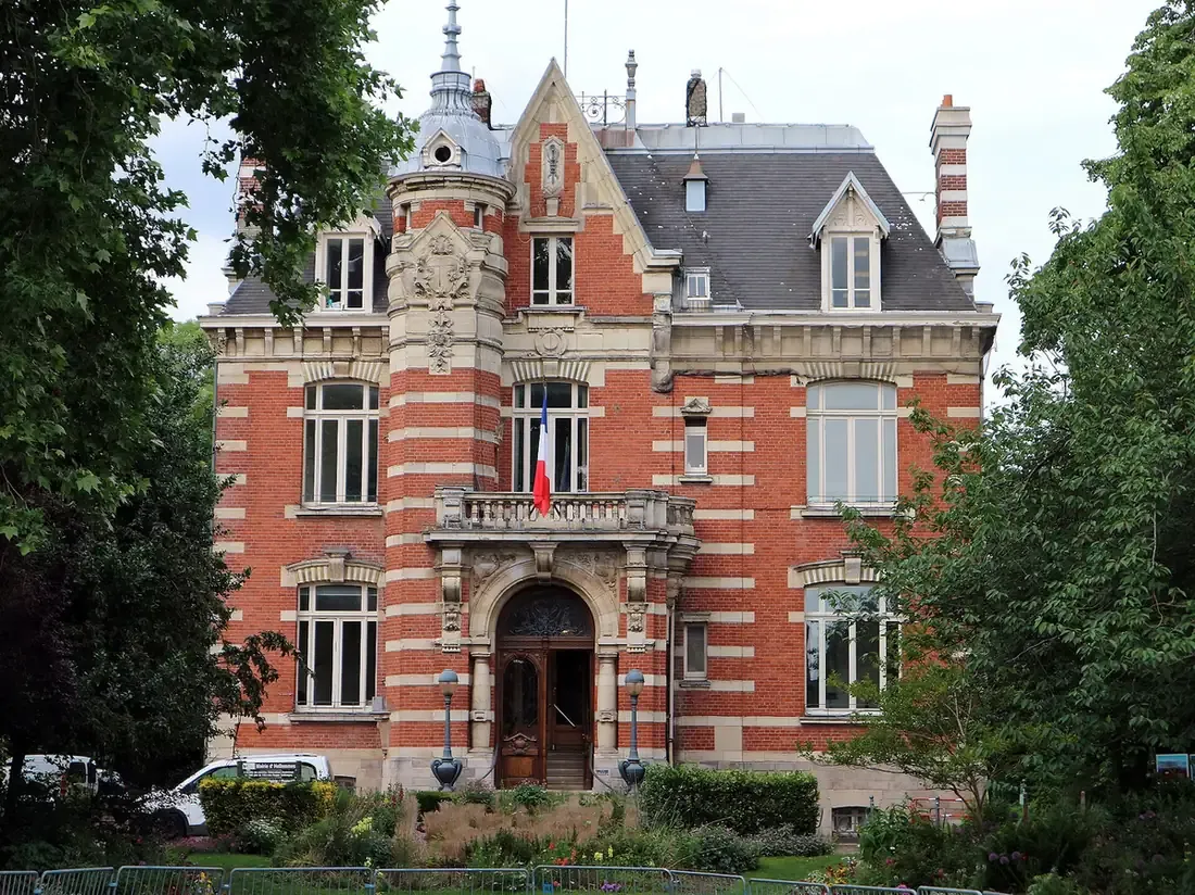 The red-brick town hall of Hellemmes in Parc François Mitterrand, Lille