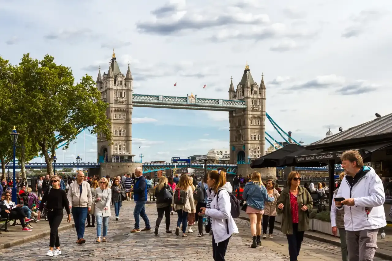 How to get to Tower Bridge