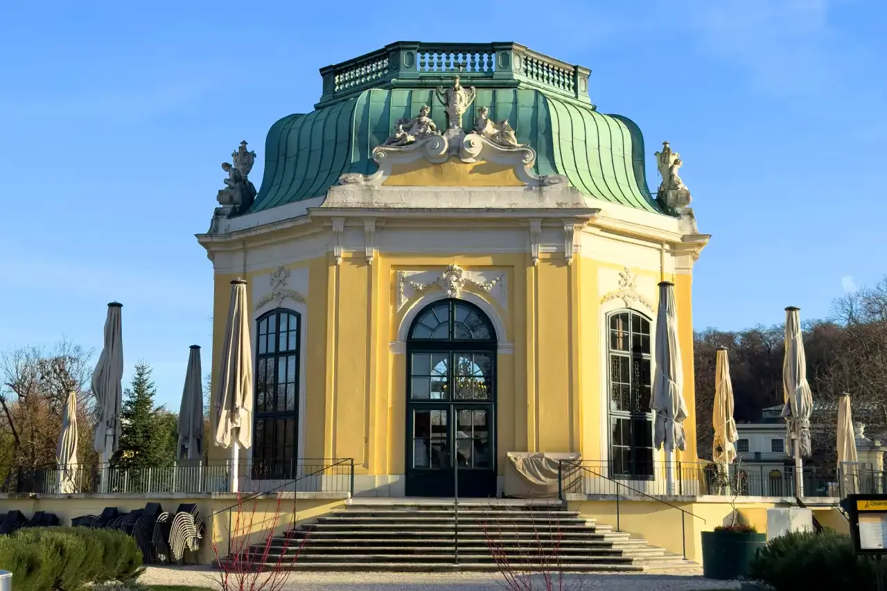 Imperial Pavilion in the Schönbrunn Zoo