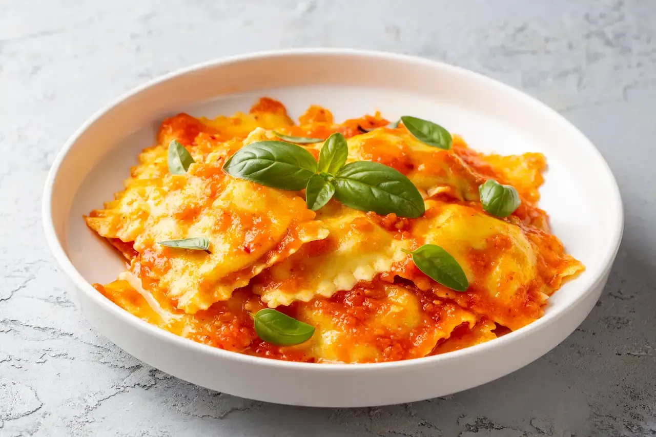 Italian Ravioli with Tomato Sauce