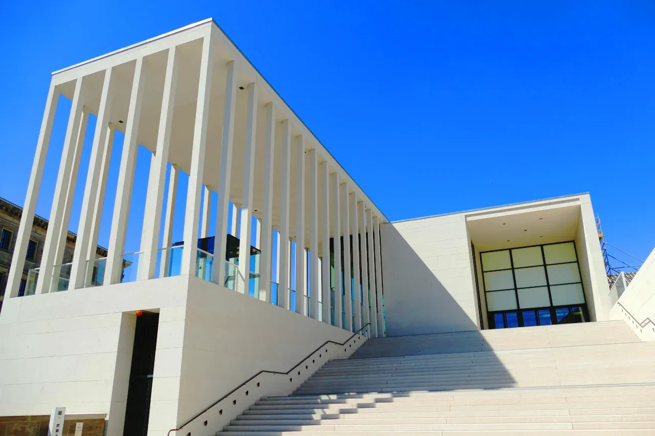 James Simon Gallery