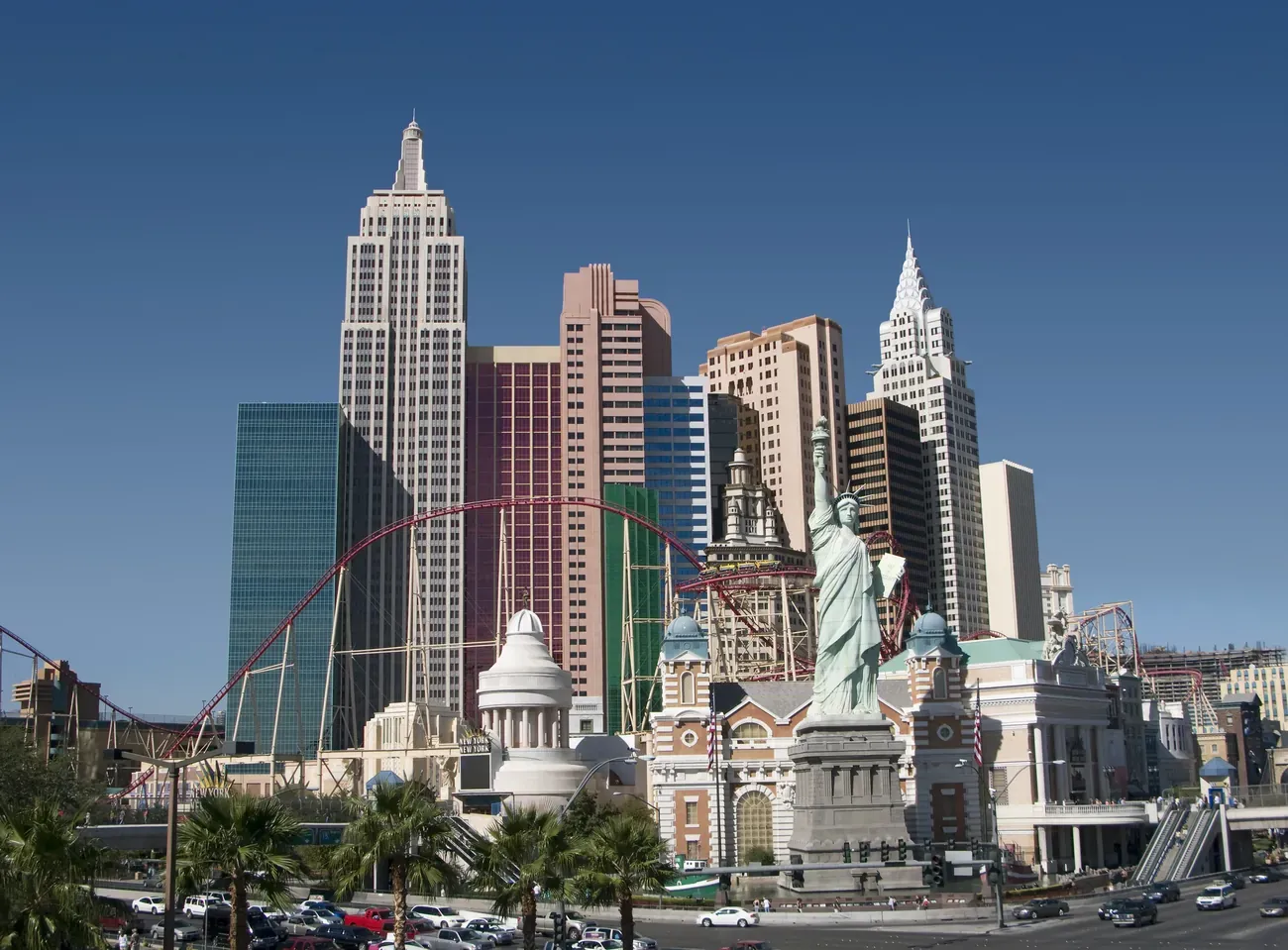 Miniature Manhattan skyline, Statue of Liberty replica and roller coaster of the New York-New York hotel in Las Vegas