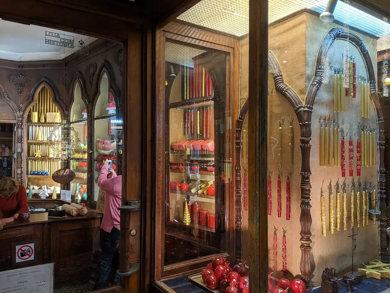 The wooden interior of the Caza das Vellas Loreto candle shop in Lisbon