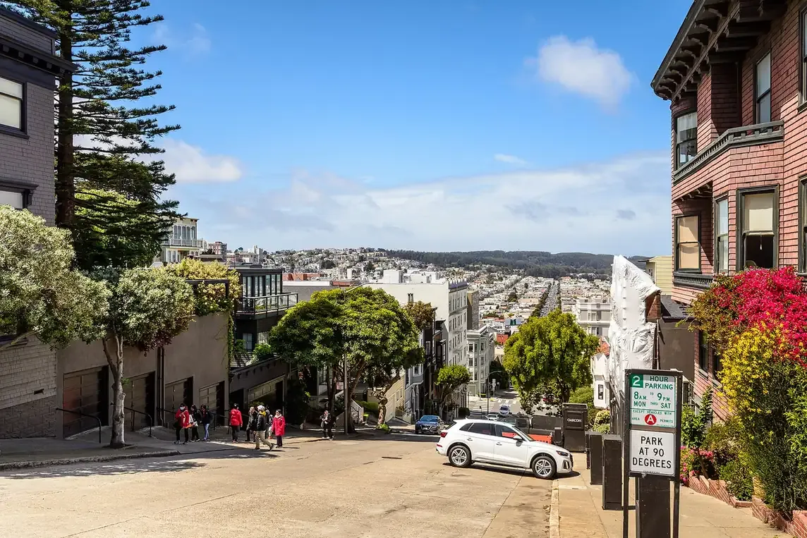 The red brick curves and flower beds of Lombard Street in San Francisco