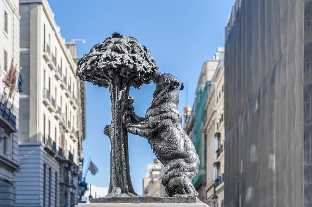 The Bear and the Strawberry Tree statue on Puerta del Sol, Madrid