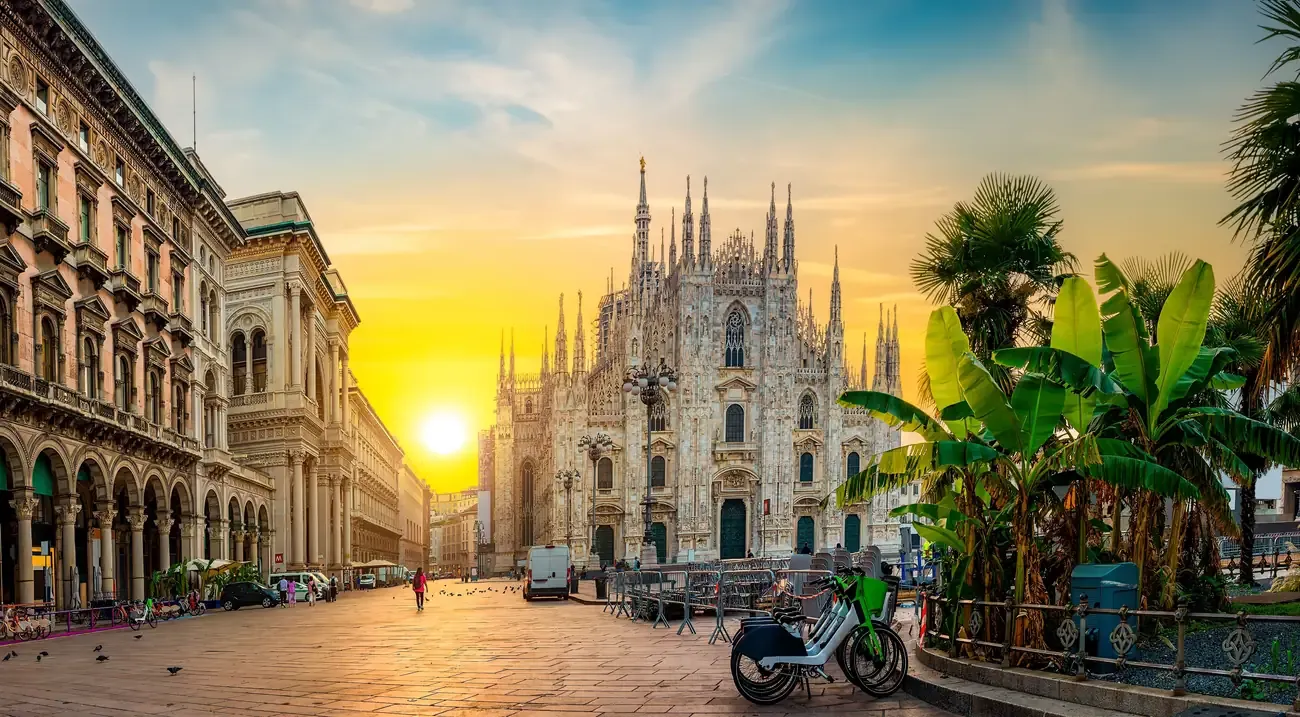 Piazza del Duomo and Milan Cathedral at sunrise, Milan