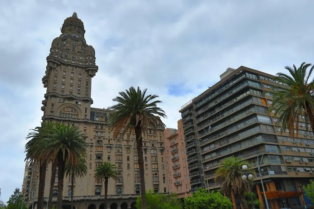 The Palacio Salvo rising over Plaza Independencia in Montevideo