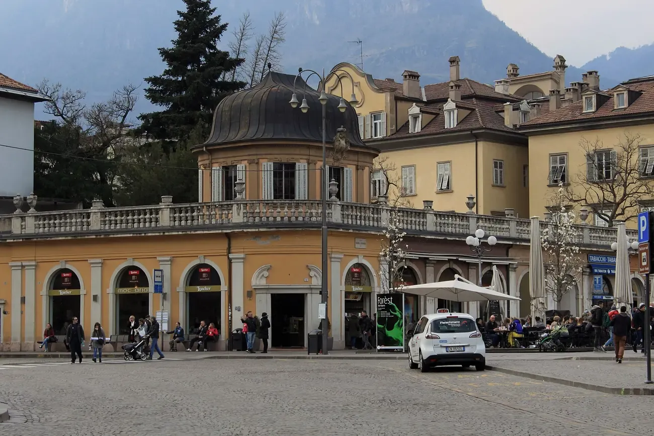 Palais Campofranco on the western side of Piazza Walther in Bolzano