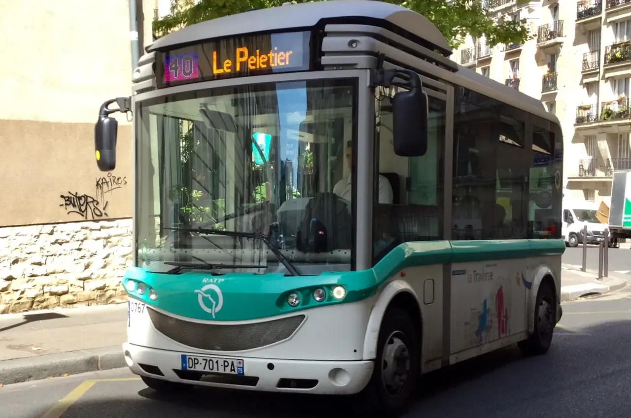 Paris bus line 40