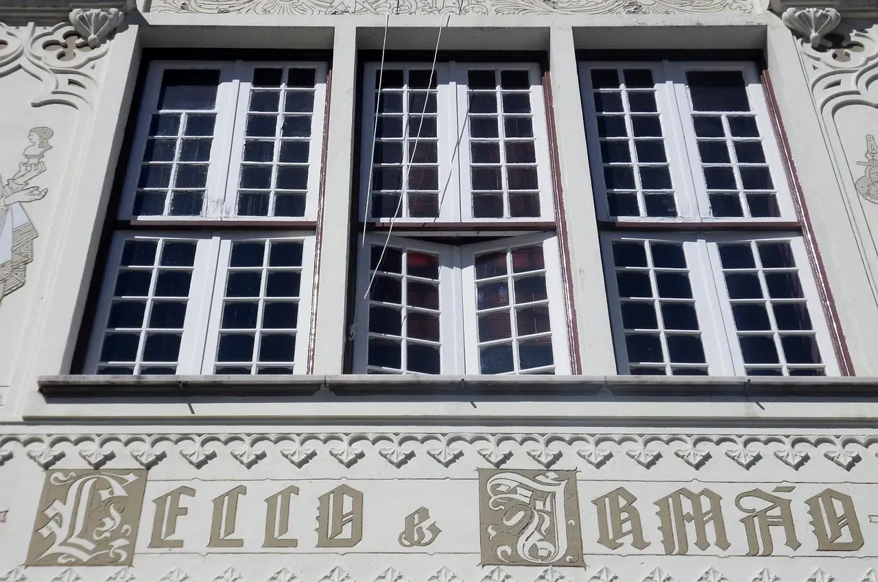 The carved facade of the Livraria Lello bookshop in Porto