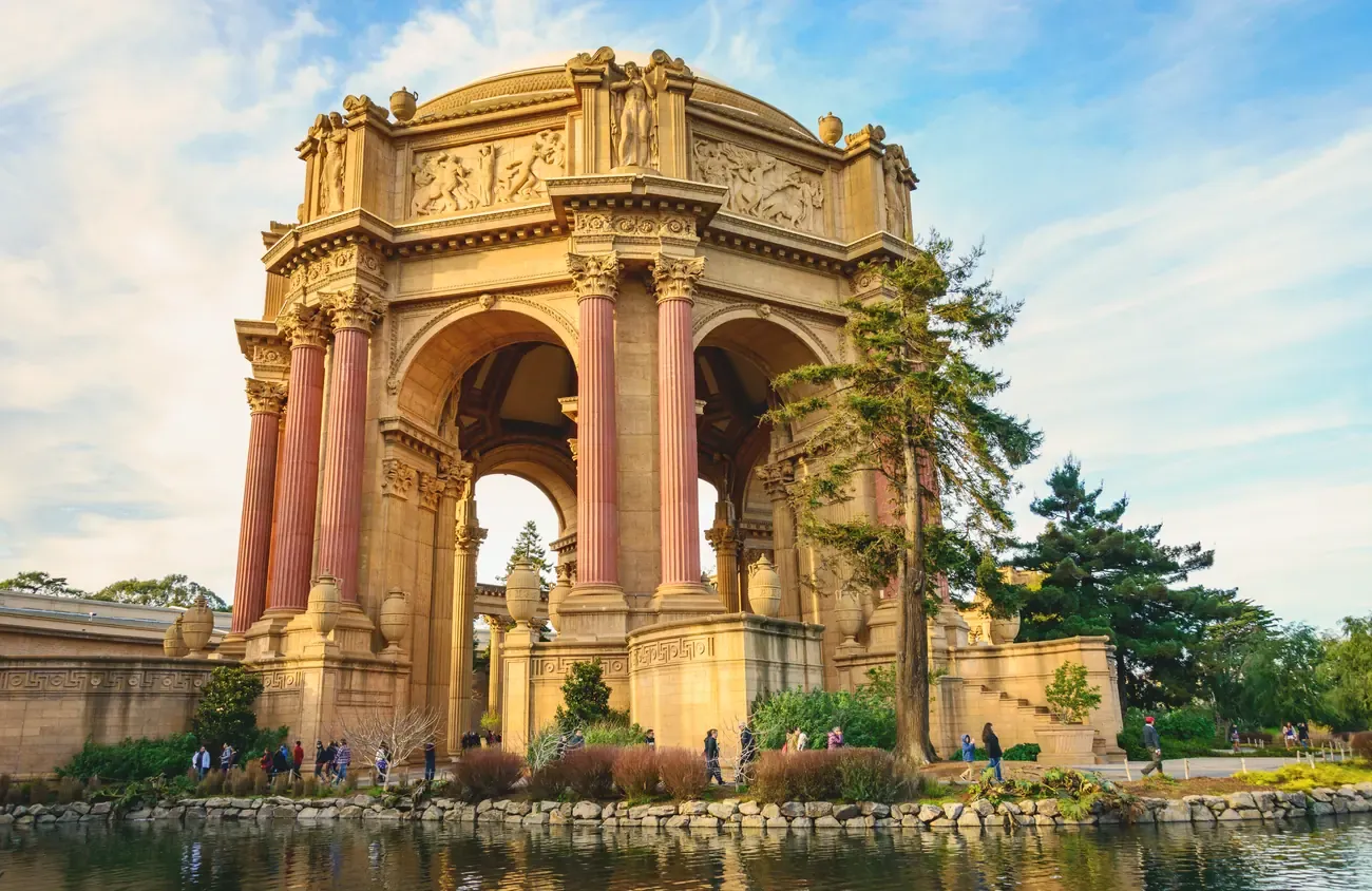 The rotunda and colonnade of the Palace of Fine Arts in San Francisco