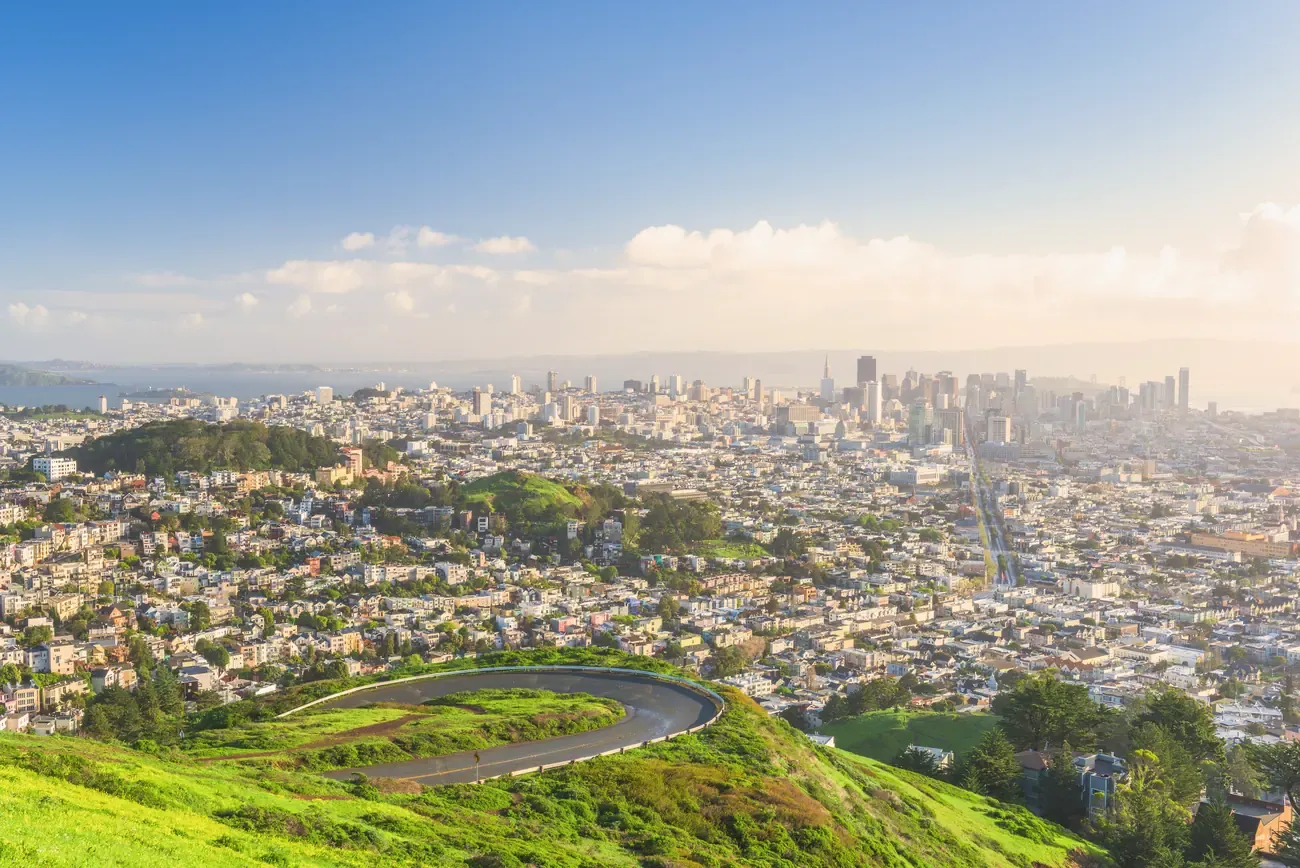 The San Francisco skyline seen from Twin Peaks