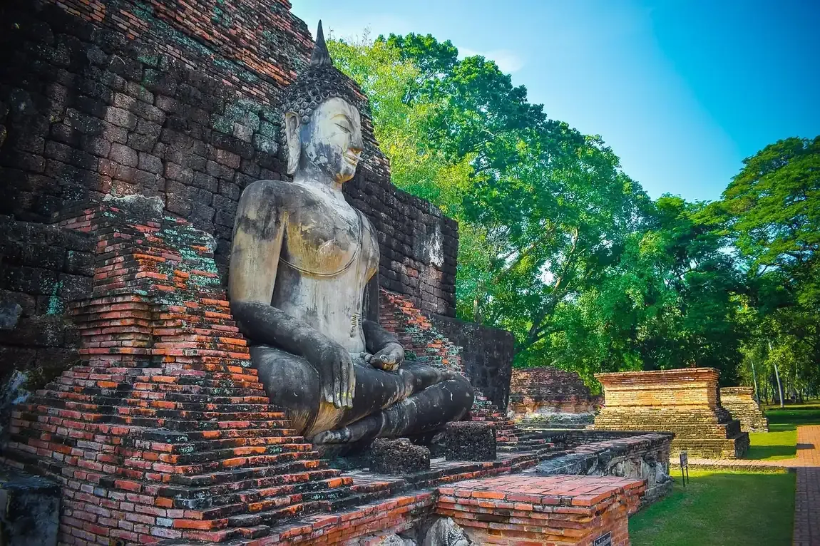 A brick-built Buddha image in the Sukhothai Historical Park