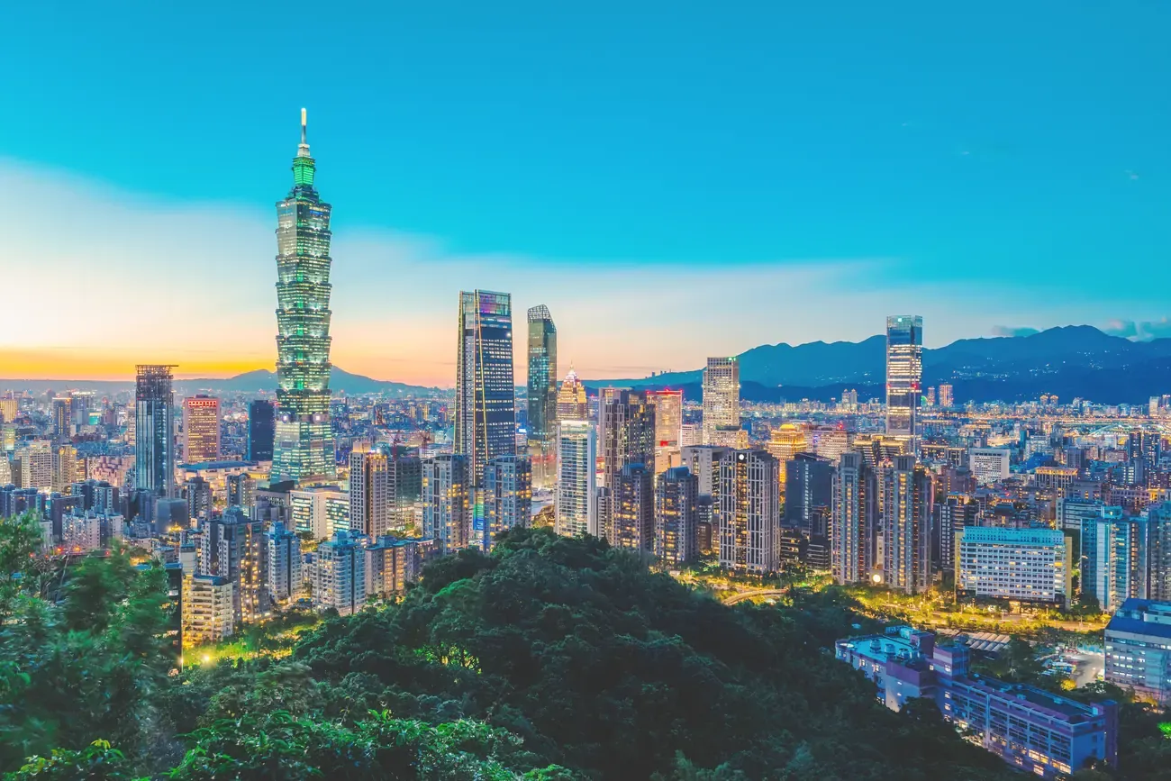 The Taipei skyline and Taipei 101 at dusk seen from Elephant Mountain