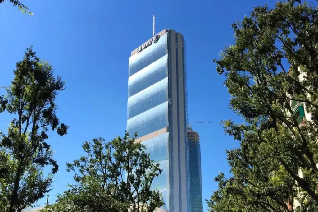 The Allianz Tower