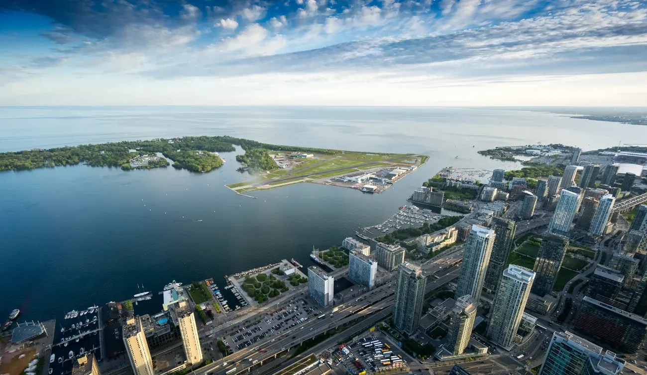An aerial view of the Toronto Islands and the city waterfront on Lake Ontario