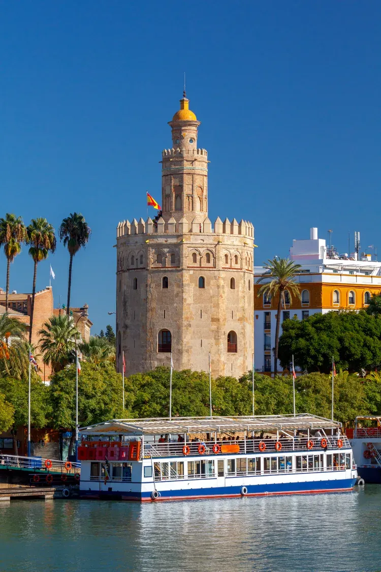The Torre del Oro beside the Guadalquivir river in Seville