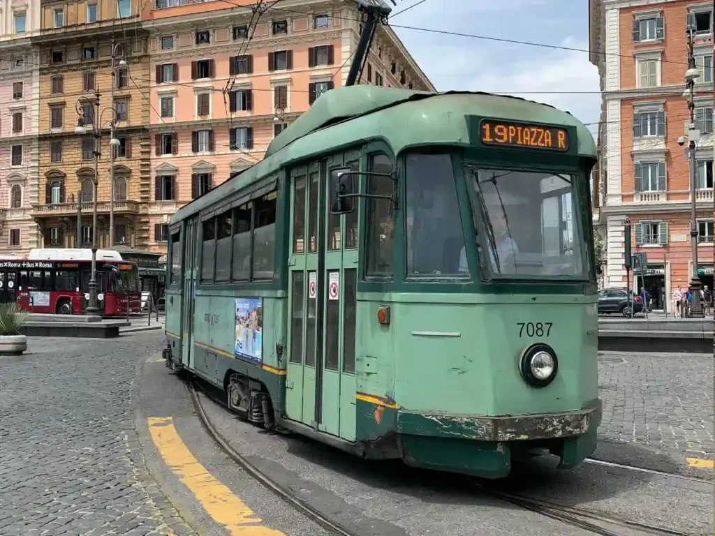 Tram 19 Rome