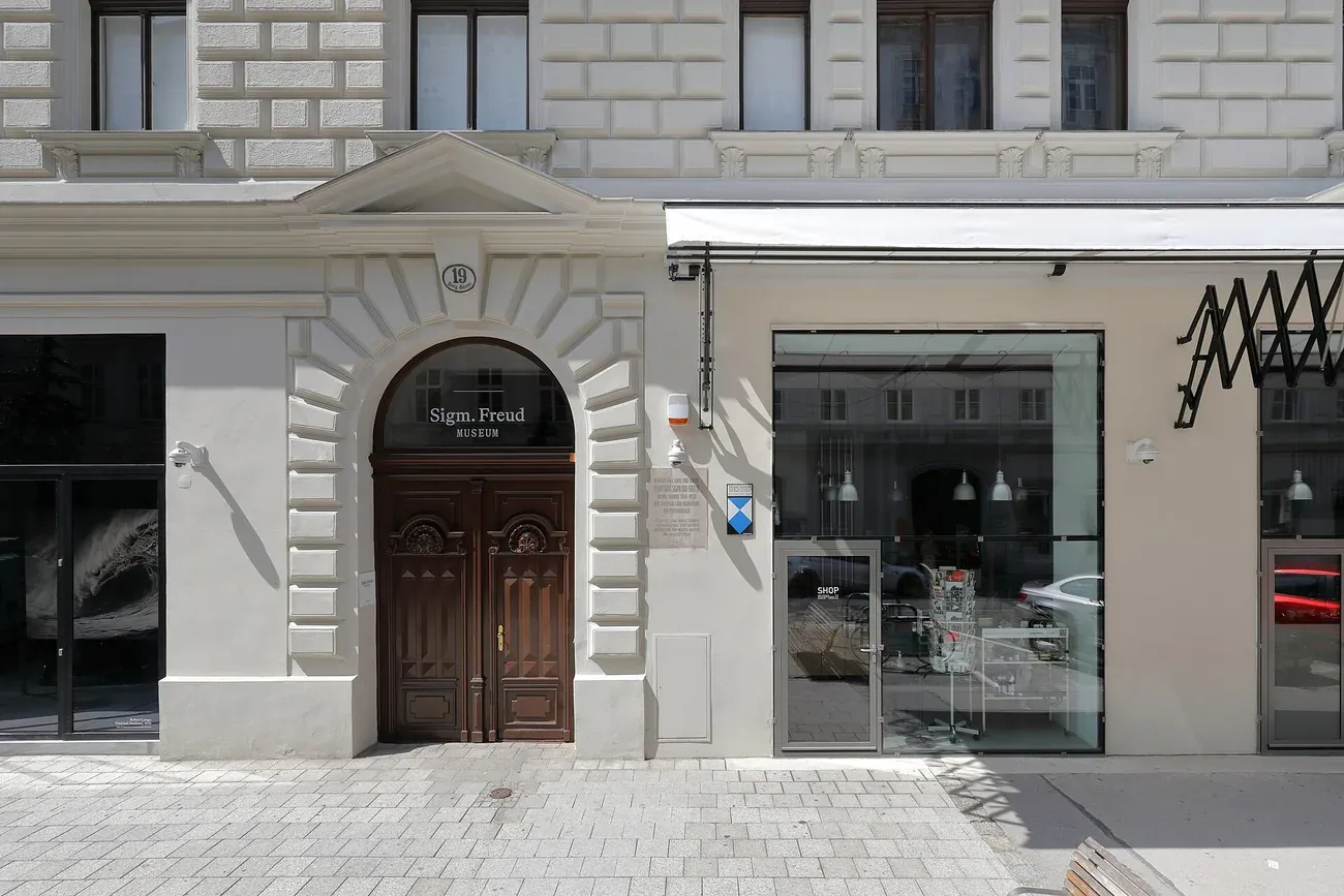 The entrance facade of the Sigmund Freud Museum at Berggasse 19 in Vienna