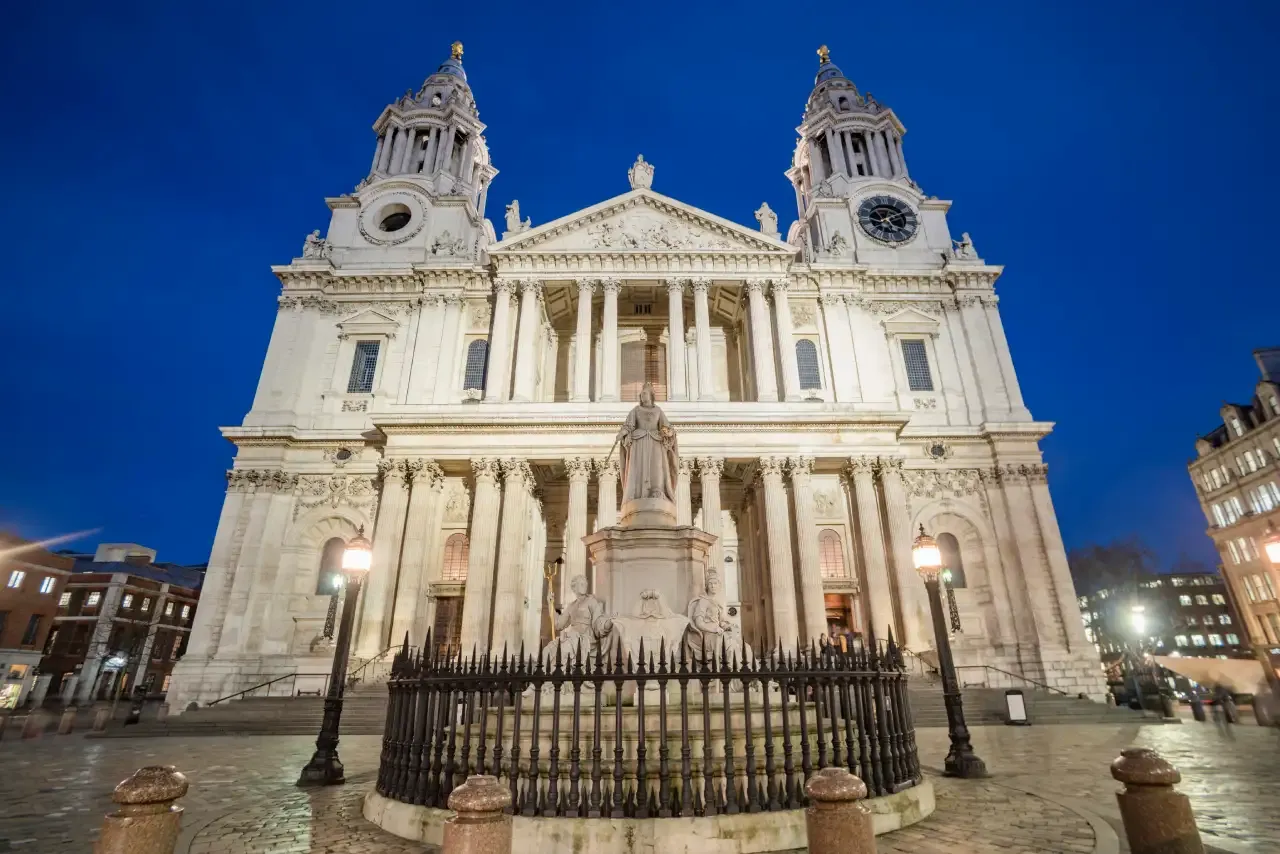 View of the west facade of St. Paul's Cathedral at night