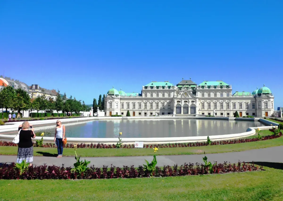 Visiting Belvedere Palace