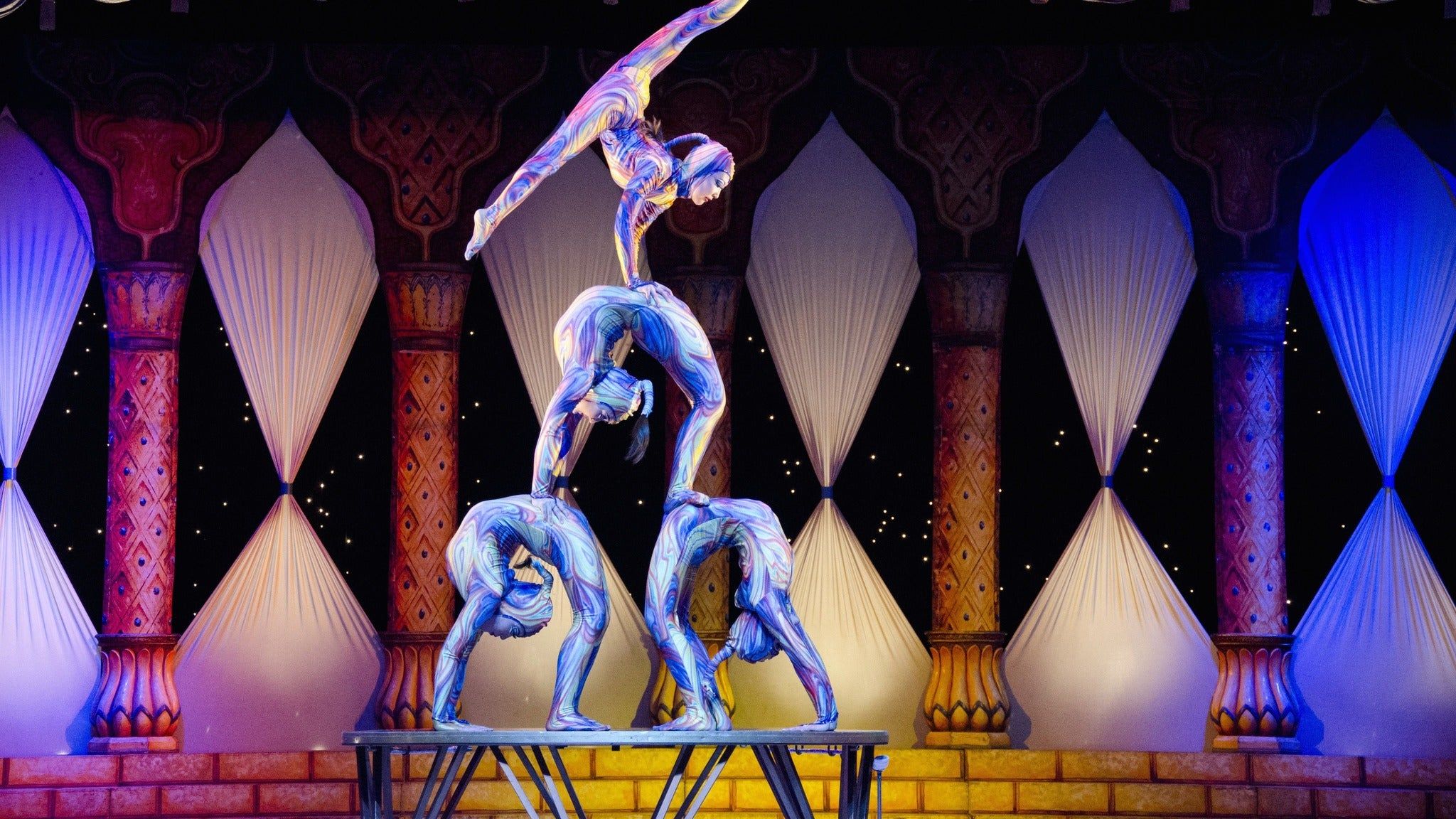 Cirque du Soleil OVO at Zénith de Rouen, Le Grand Quevilly