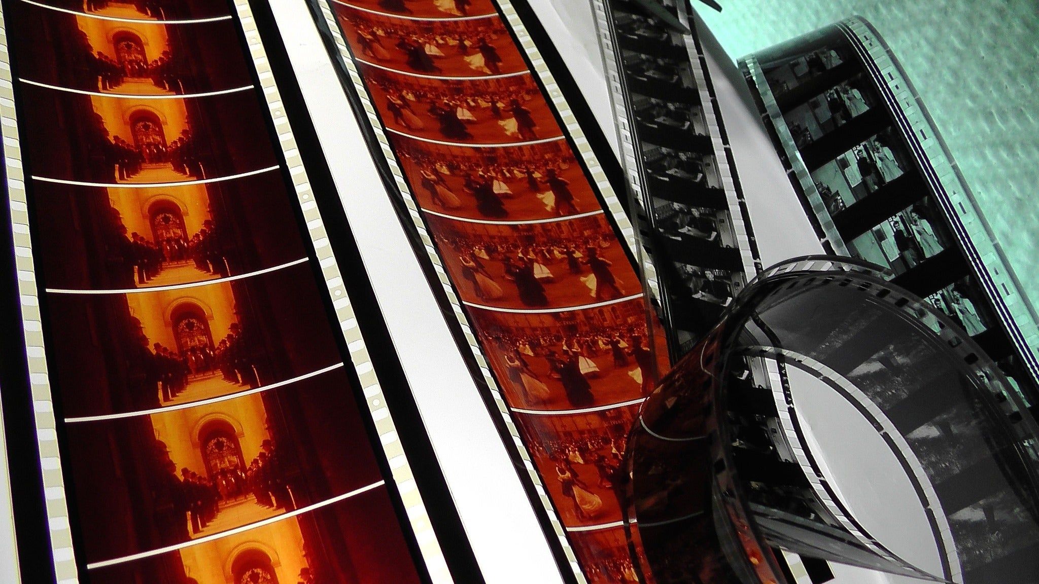 Les Plus Belles Musiques at Theatre des Gemeaux Parisiens - Paris